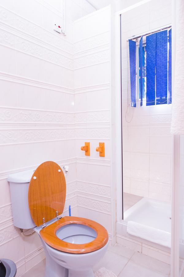 Maxwell Court Apartments Accra Luaran gambar