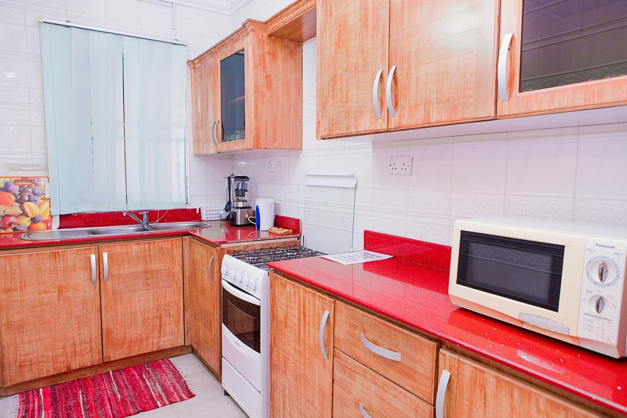 Maxwell Court Apartments Accra Luaran gambar
