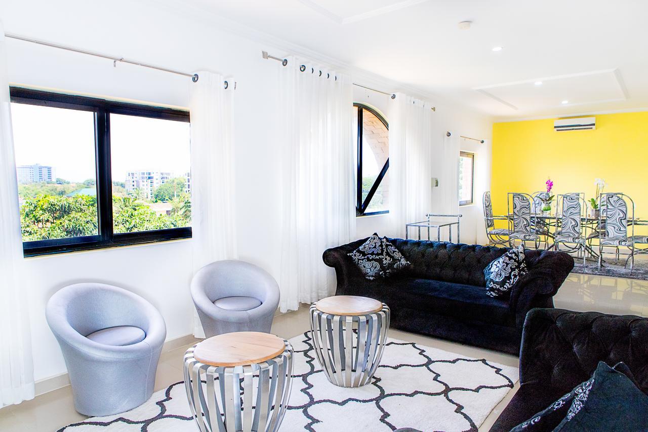 Maxwell Court Apartments Accra Luaran gambar