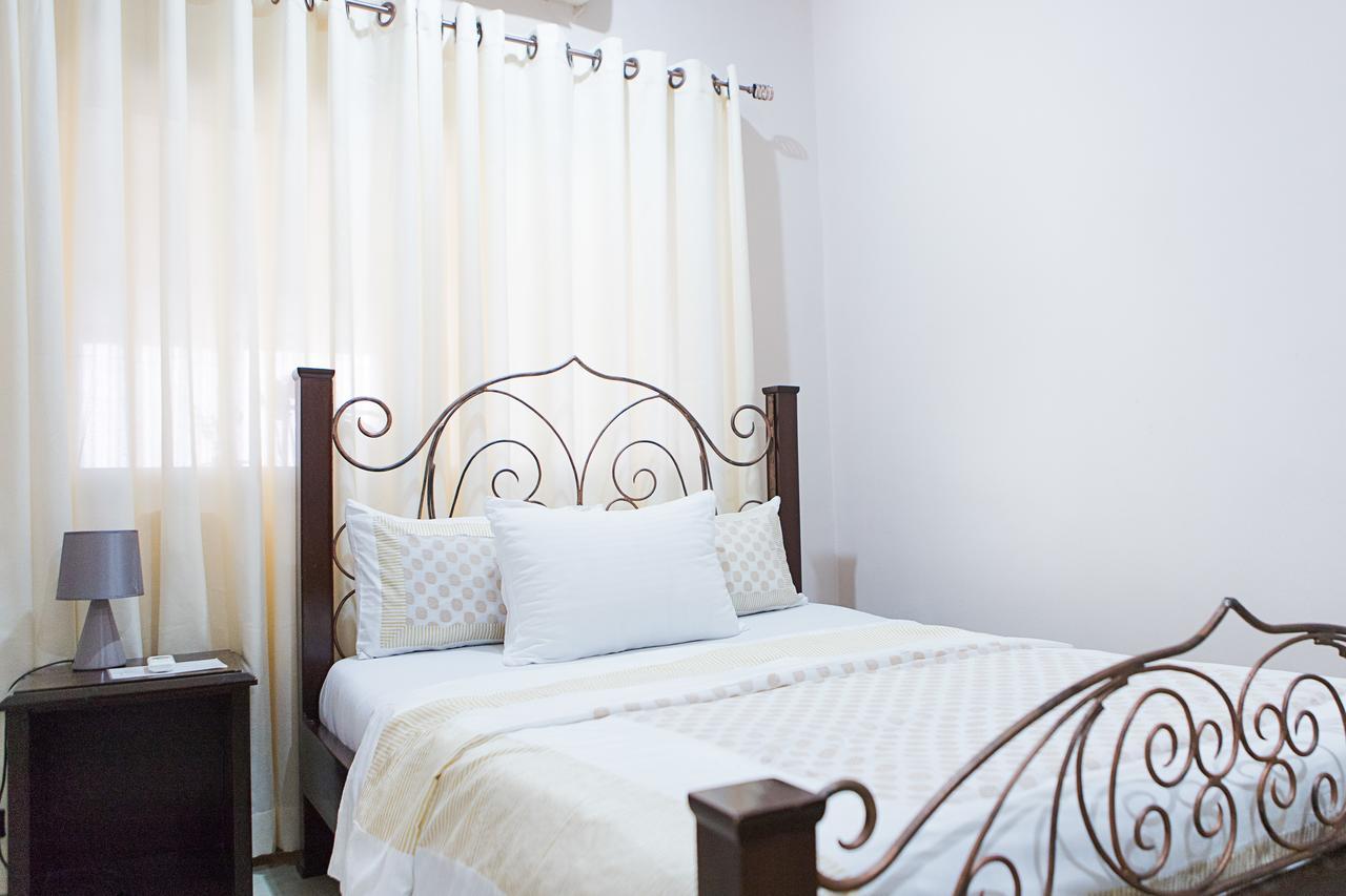 Maxwell Court Apartments Accra Luaran gambar