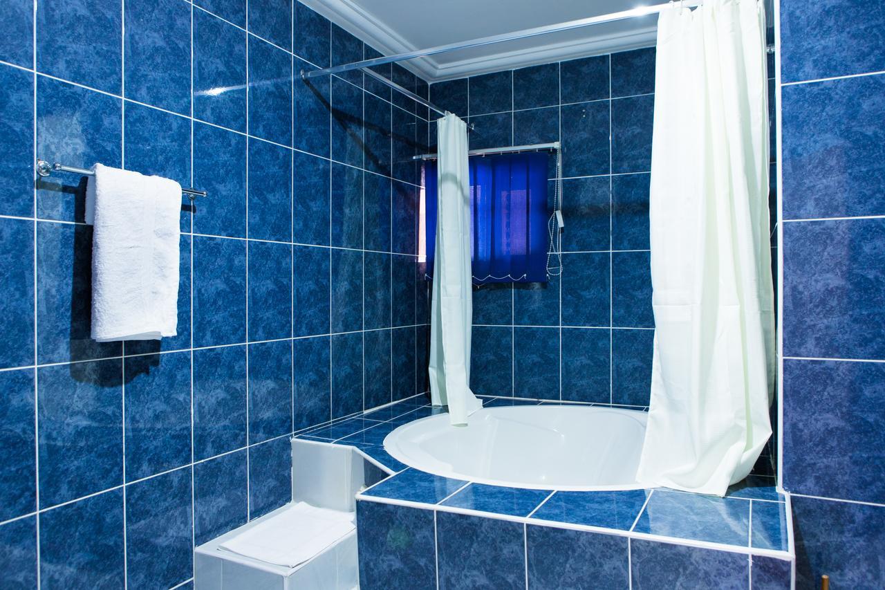 Maxwell Court Apartments Accra Luaran gambar