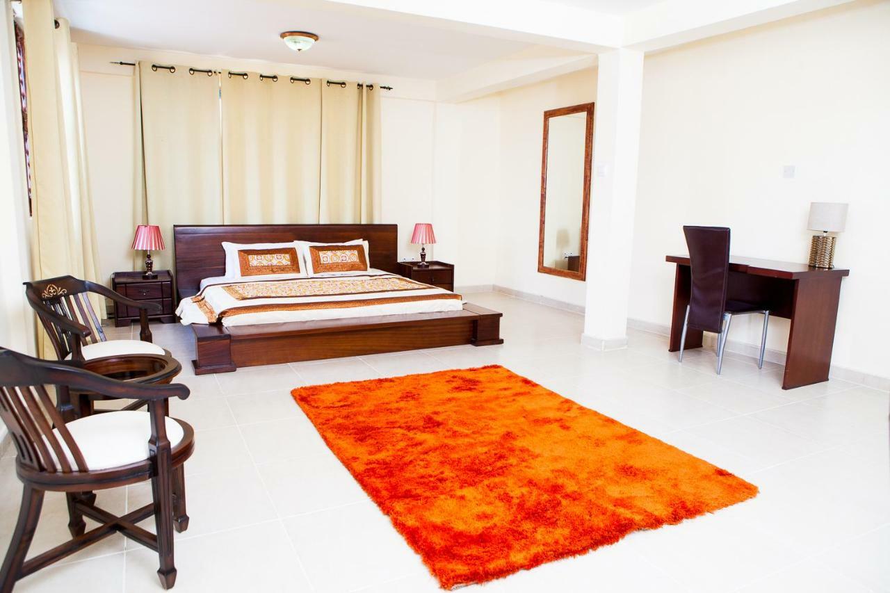 Maxwell Court Apartments Accra Luaran gambar