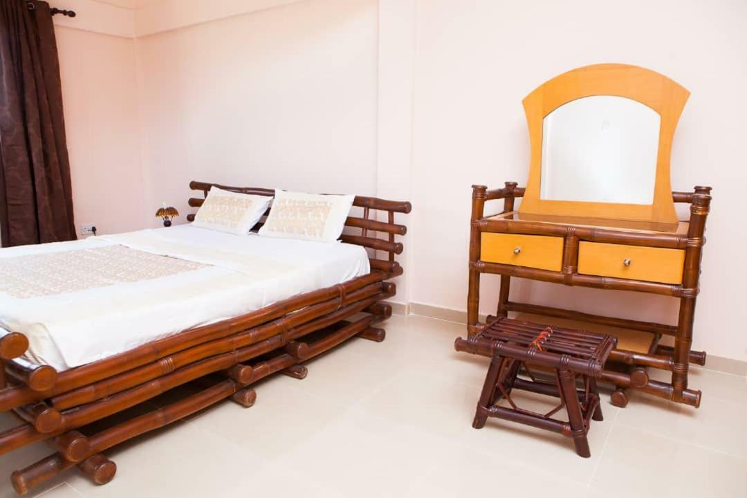Maxwell Court Apartments Accra Luaran gambar